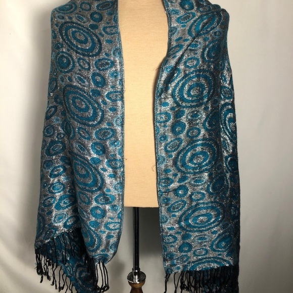 Womens Reversable Blue & Silver Scarf / Wrap. 60” long. - Picture 2 of 4